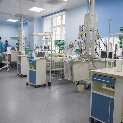 EVA stores and customers raised nearly 3 million UAH to restore the Cardiology and Cardiac Surgery Center